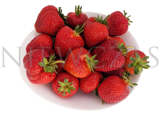 BL42*Federica® strawberry fruits on a plate